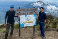 Paket Pendakian Gunung Sumbing via Butuh