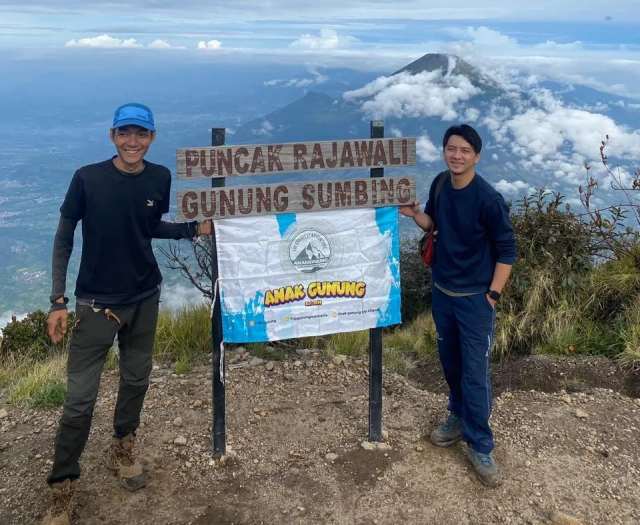 Trail Running Gunung Sindoro Sumbing
