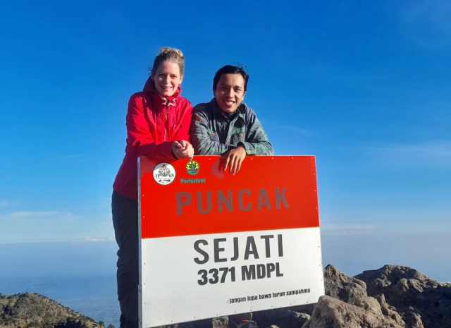 open TRIP GUNUNG SUMBING